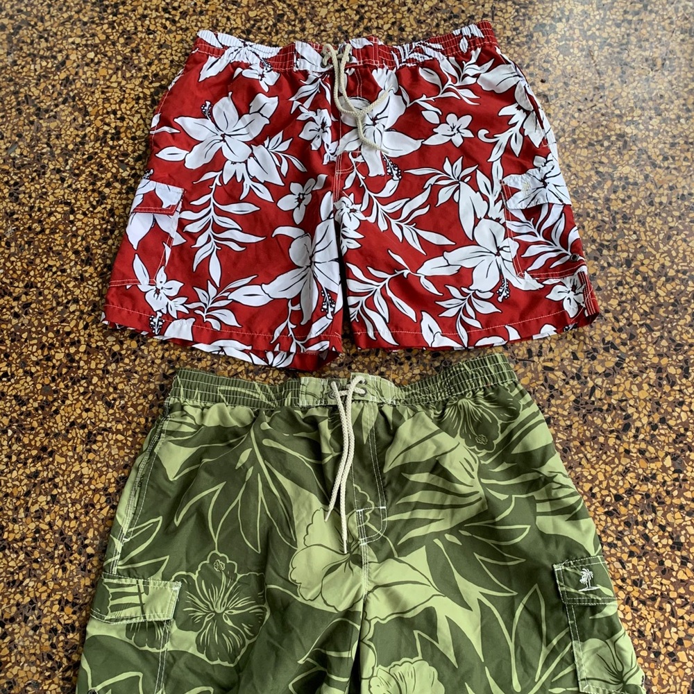 ATTENTION PLEASE! NEW! MENS SWIM SHORTS 16 EACH